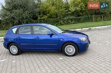 Хэтчбек Mazda 3 2007 в Черновцах