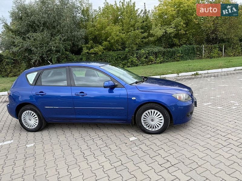 Хэтчбек Mazda 3 2007 в Черновцах