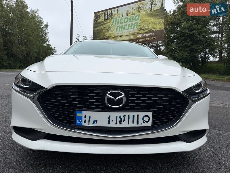 Седан Mazda 3 2021 в Трускавці