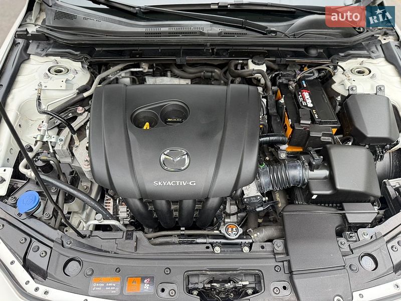 Седан Mazda 3 2021 в Трускавці