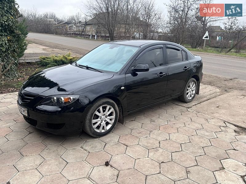 Седан Mazda 3 2008 в Тарутине