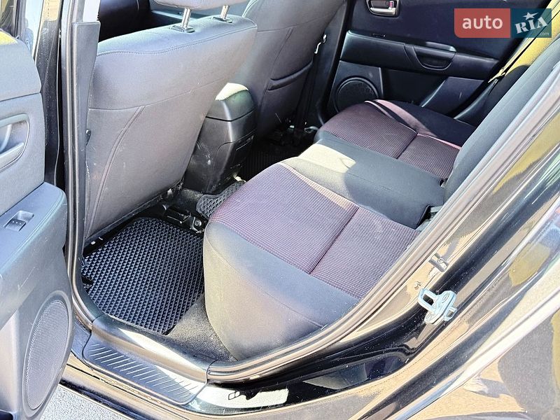 Хэтчбек Mazda 3 2005 в Черкассах