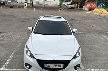 Хетчбек Mazda 3 2016 в Харкові
