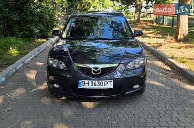 Седан Mazda 3 2007 в Измаиле