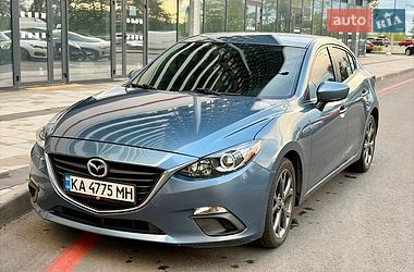 Седан Mazda 3 2015 в Києві