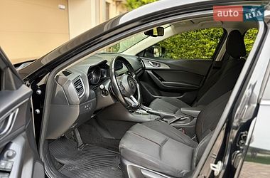 Хетчбек Mazda 3 2017 в Одесі