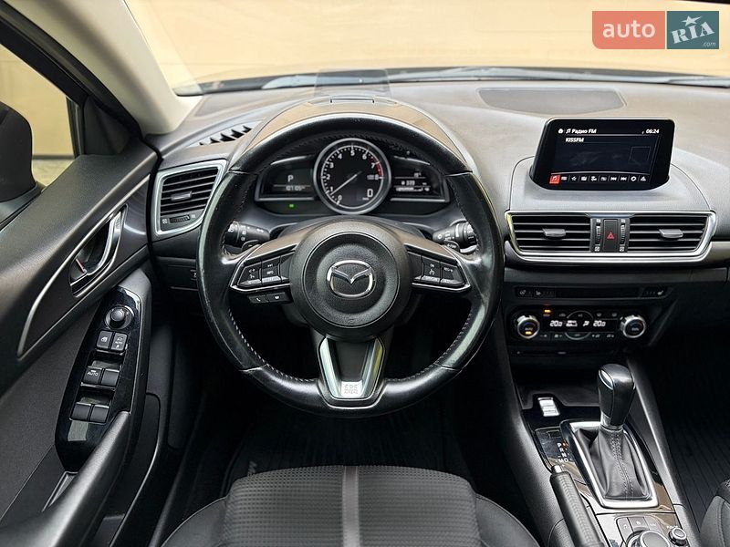 Хетчбек Mazda 3 2017 в Одесі