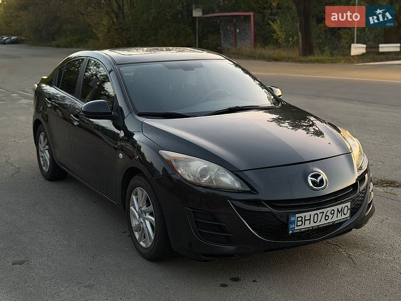 Седан Mazda 3 2012 в Києві фото Седан Mazda 3 2012 в Києві