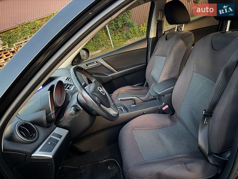 Седан Mazda 3 2012 в Києві фото 9 Седан Mazda 3 2012 в Києві