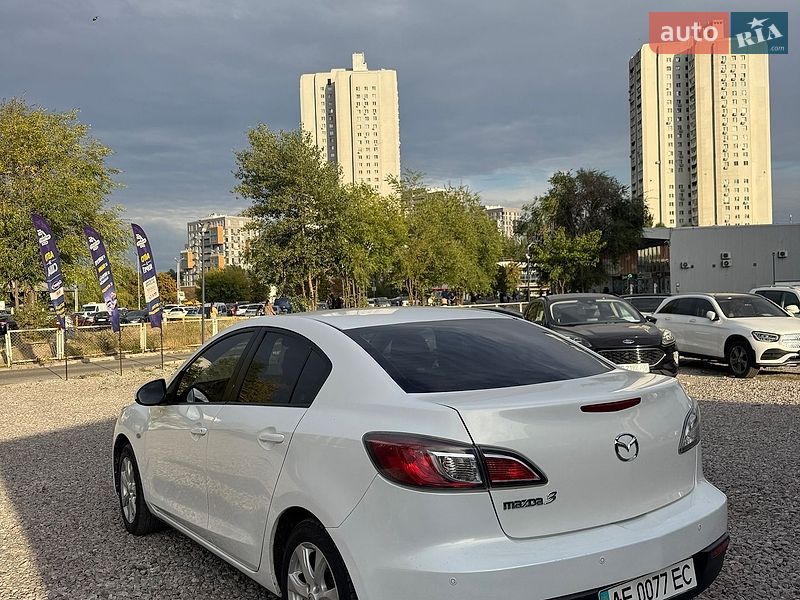 Седан Mazda 3 2010 в Дніпрі фото 4 Седан Mazda 3 2010 в Дніпрі