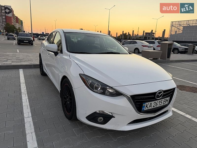 Седан Mazda 3 2015 в Києві
