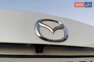 Седан Mazda 3 2015 в Києві