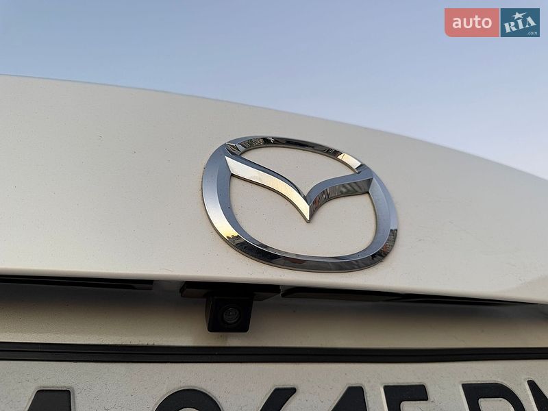 Седан Mazda 3 2015 в Києві