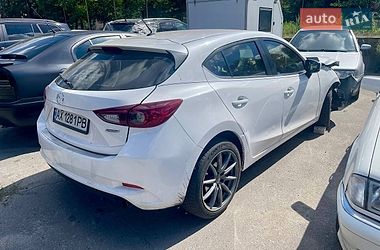 Хэтчбек Mazda 3 2017 в Харькове