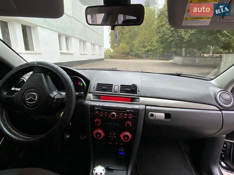 Хэтчбек Mazda 3 2003 в Заре