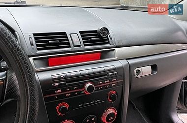 Хэтчбек Mazda 3 2003 в Заре