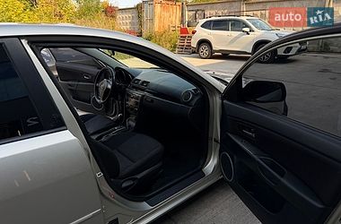 Седан Mazda 3 2006 в Киеве