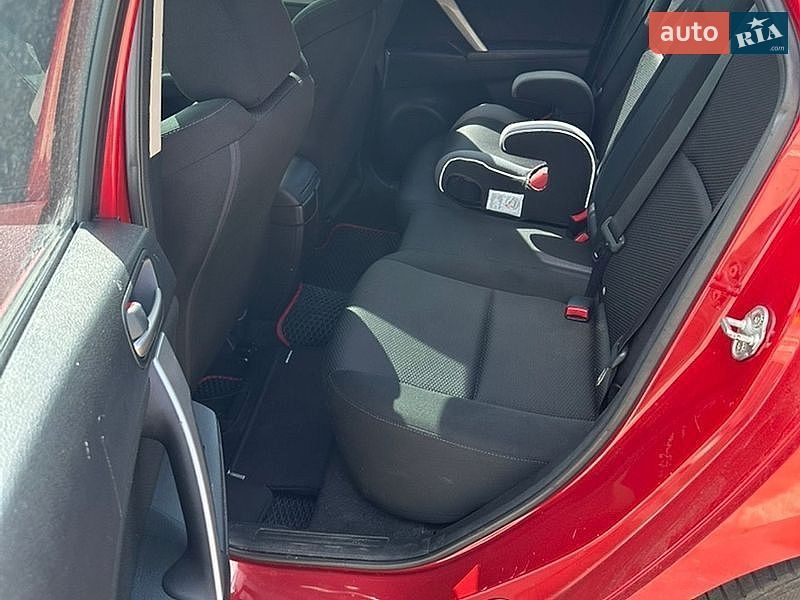 Хэтчбек Mazda 3 2011 в Киеве