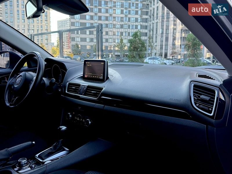 Хэтчбек Mazda 3 2013 в Киеве