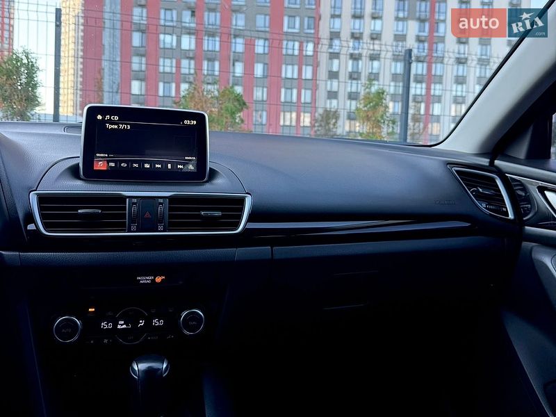 Хэтчбек Mazda 3 2013 в Киеве