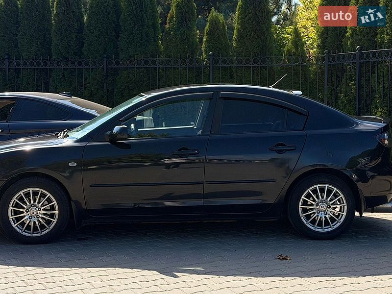 Седан Mazda 3 2006 в Одессе