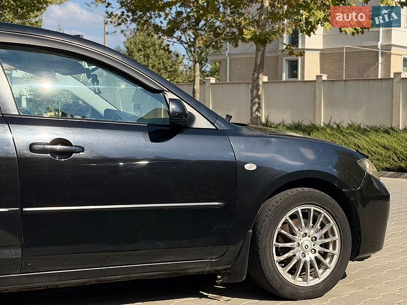 Седан Mazda 3 2006 в Одессе