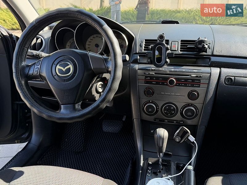 Седан Mazda 3 2006 в Одессе