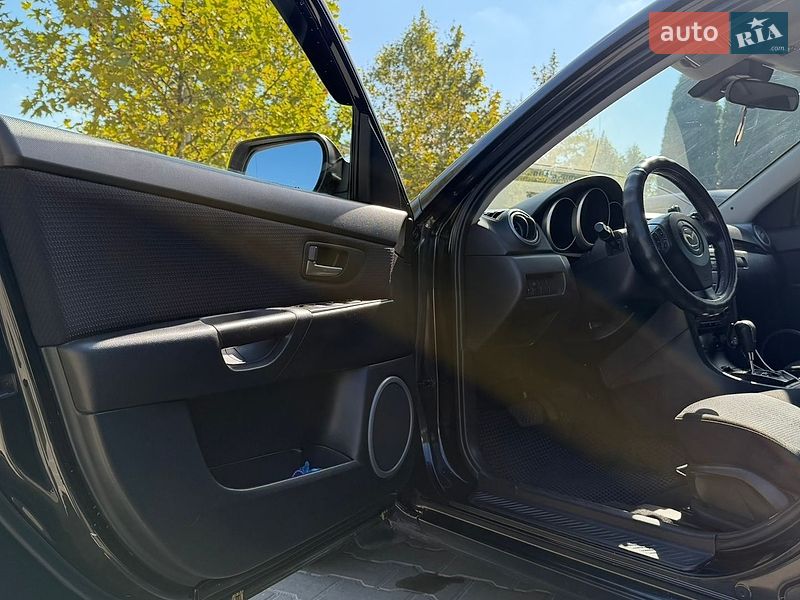 Седан Mazda 3 2006 в Одессе