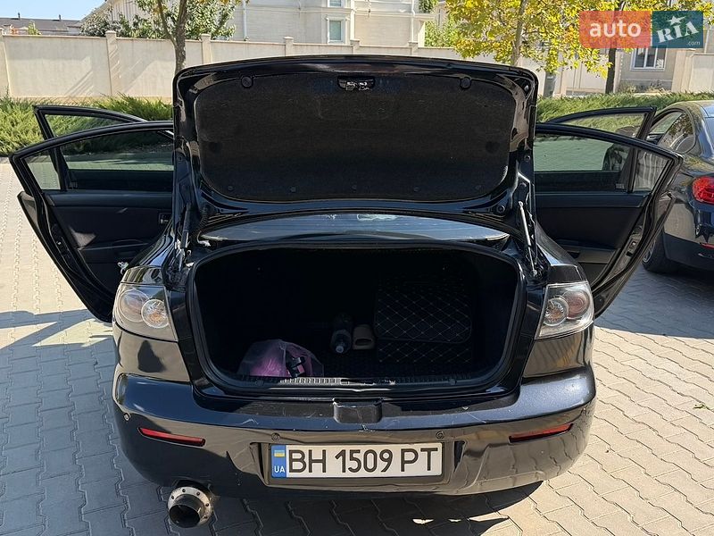 Седан Mazda 3 2006 в Одессе