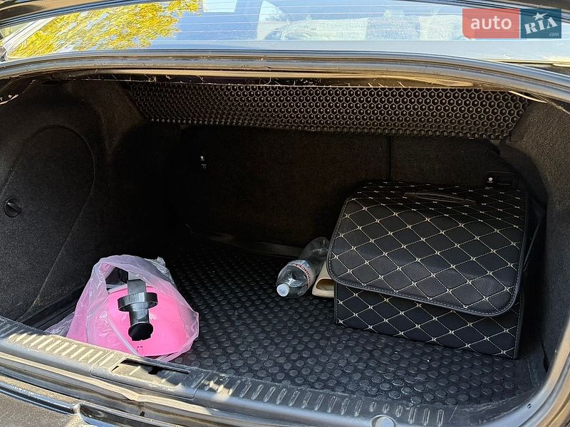 Седан Mazda 3 2006 в Одессе