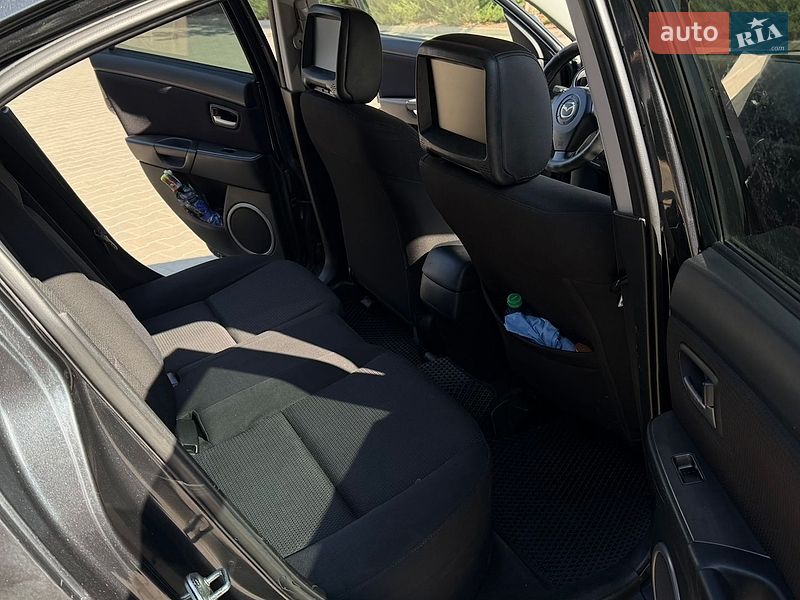 Седан Mazda 3 2006 в Одессе