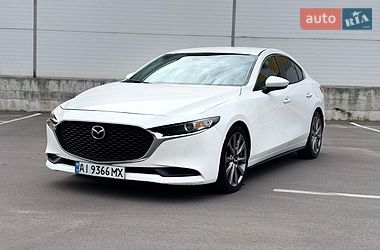 Седан Mazda 3 2019 в Киеве