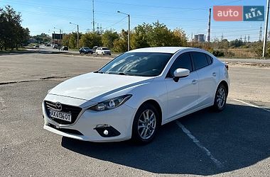 Седан Mazda 3 2015 в Харькове