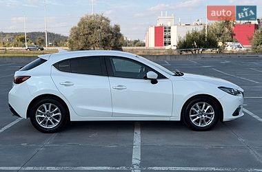 Хетчбек Mazda 3 2016 в Києві