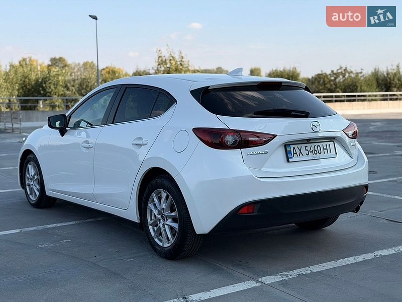 Хетчбек Mazda 3 2016 в Києві