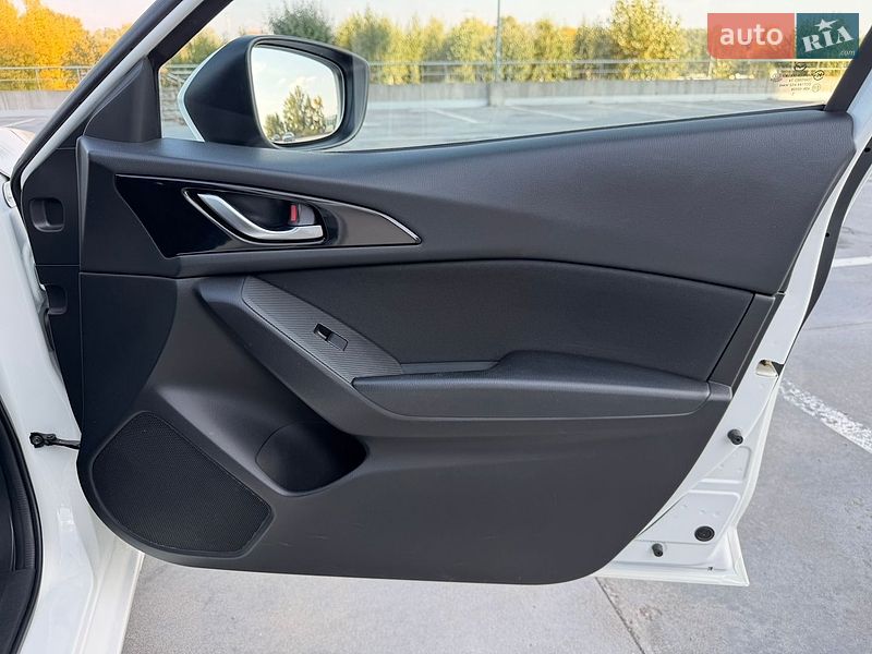 Хетчбек Mazda 3 2016 в Києві