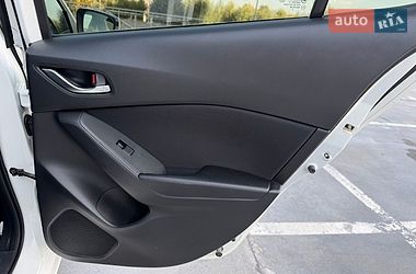 Хетчбек Mazda 3 2016 в Києві