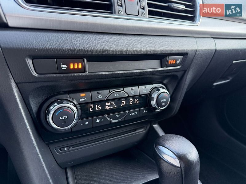 Хетчбек Mazda 3 2016 в Києві