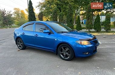 Седан Mazda 3 2004 в Киеве