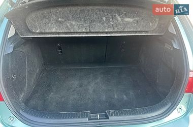 Хетчбек Mazda 3 2004 в Южному