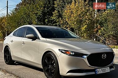 Седан Mazda 3 2021 в Киеве