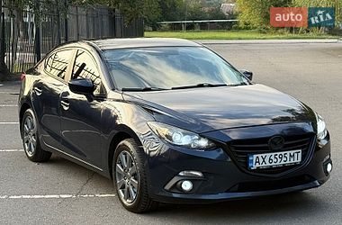 Седан Mazda 3 2014 в Кривому Розі