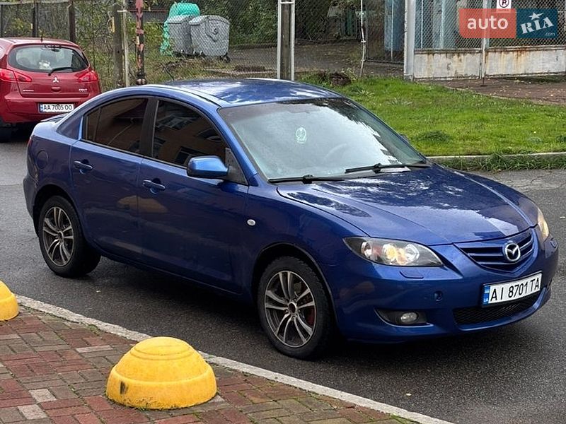 Седан Mazda 3 2003 в Киеве