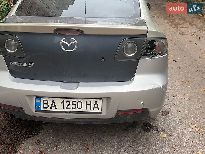 Седан Mazda 3 2007 в Черкасах
