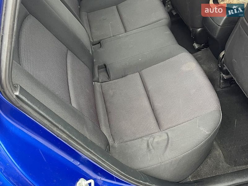 Хэтчбек Mazda 3 2006 в Ивано-Франковске