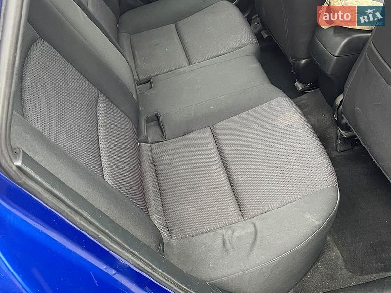 Хэтчбек Mazda 3 2006 в Ивано-Франковске