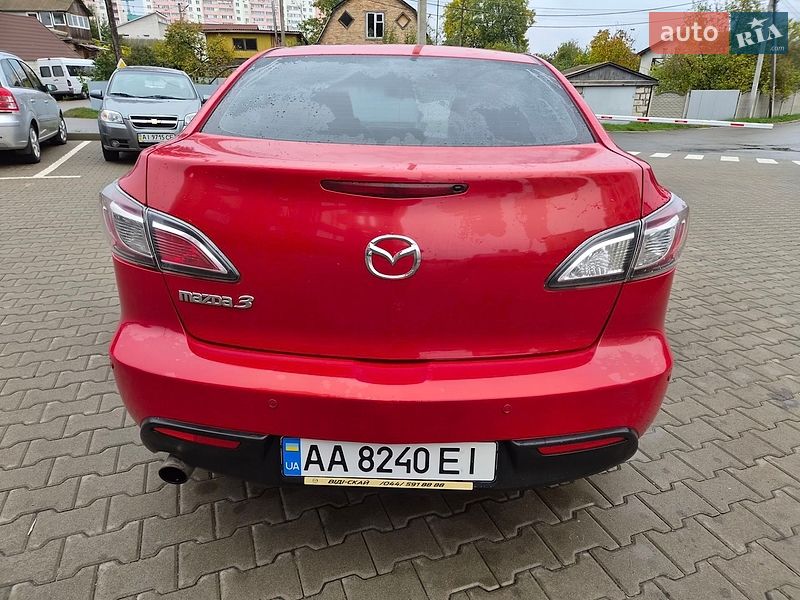 Седан Mazda 3 2011 в Борисполі