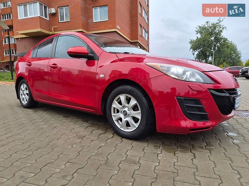 Седан Mazda 3 2011 в Борисполі