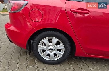 Седан Mazda 3 2011 в Борисполі