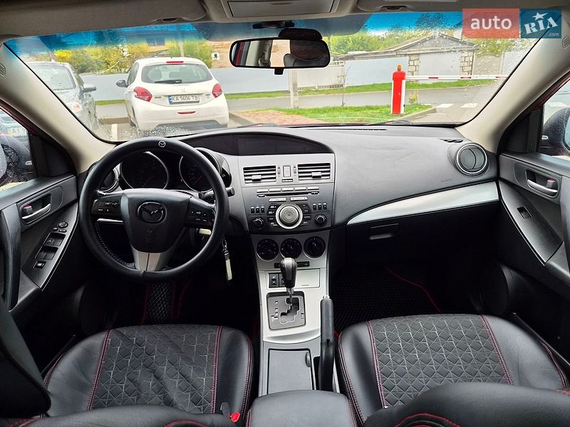 Седан Mazda 3 2011 в Борисполі